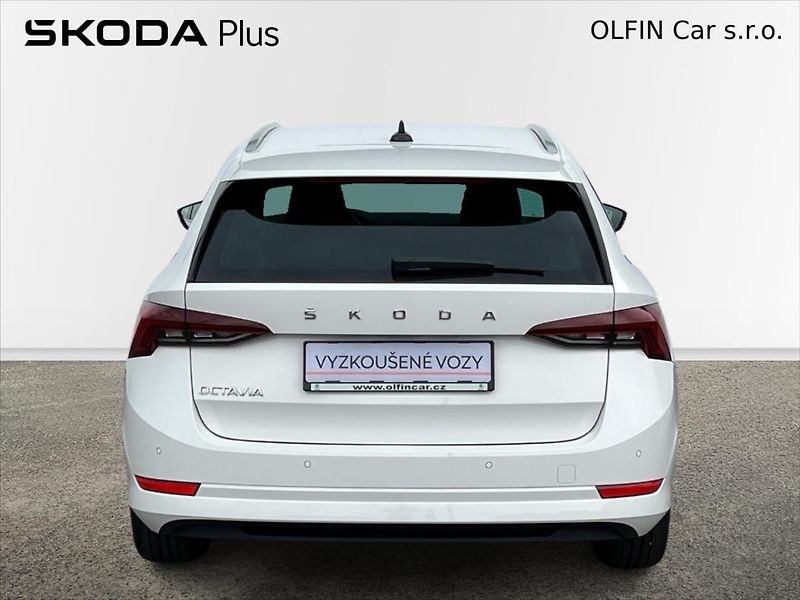 Škoda Octavia 2,0 TDi 110kW STYLE  IV. REZER - fotka 9 z 25