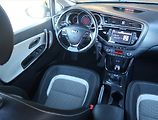 Kia Ceed (2018) Gold 1.6 GDI, Serv.kniha, Navi - náhled 7