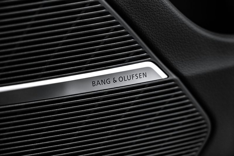Audi Q8 50TDI 2x Sline Laser Vzduch B& - fotka 22 z 23