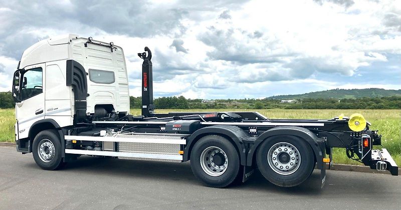 Volvo FM 460 6x2 nosič kontejnerů - fotka 4 z 5