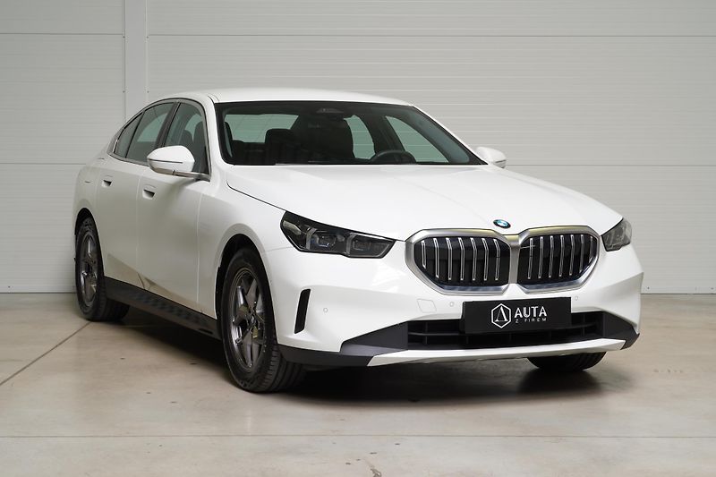 BMW Řada 5 520i,ČR,DPH,1.MAJ - fotka 3 z 31