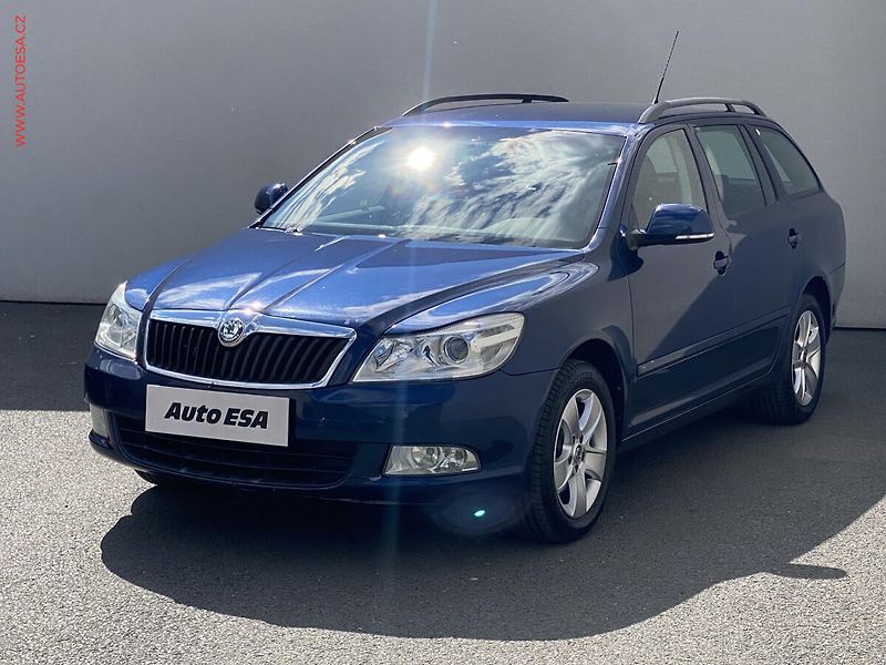 Škoda Octavia (2009) 1.6MPi Sport, ČR, Klima - fotka 3 z 14
