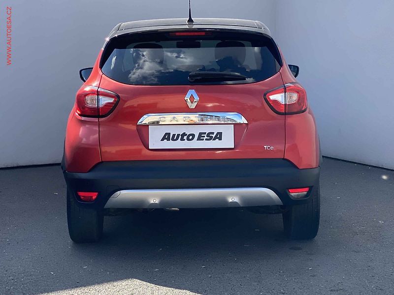 Renault Captur (2014) 1.2 TCe, ČR, Helly Hansen - fotka 5 z 16