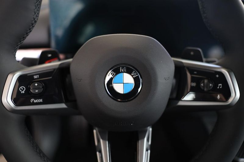 BMW Řada 5 540d xDrive Touring - fotka 11 z 18
