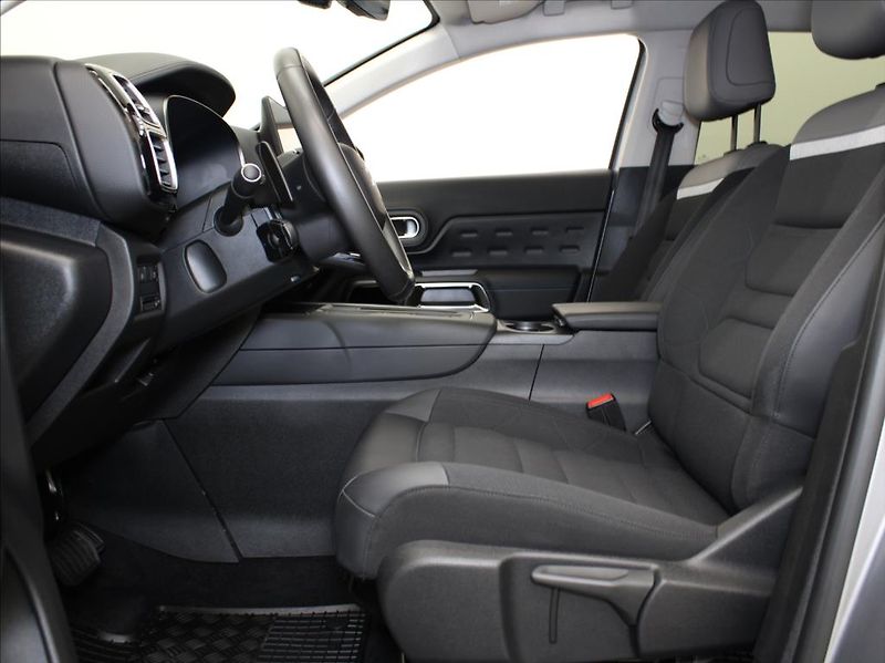 Citroën C5 Aircross 1,6 PHEV 225k.Shine 41tkm! - fotka 6 z 24