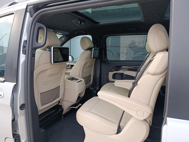 Mercedes-Benz Třídy V V250d AMG 4M EXCLUSIVE ČR1.MAJ - fotka 14 z 46