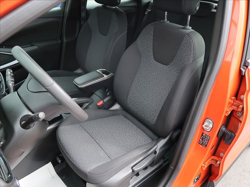 Opel Crossland X 1,2 i,61kW,1majČR,Serv.kn. - fotka 10 z 25