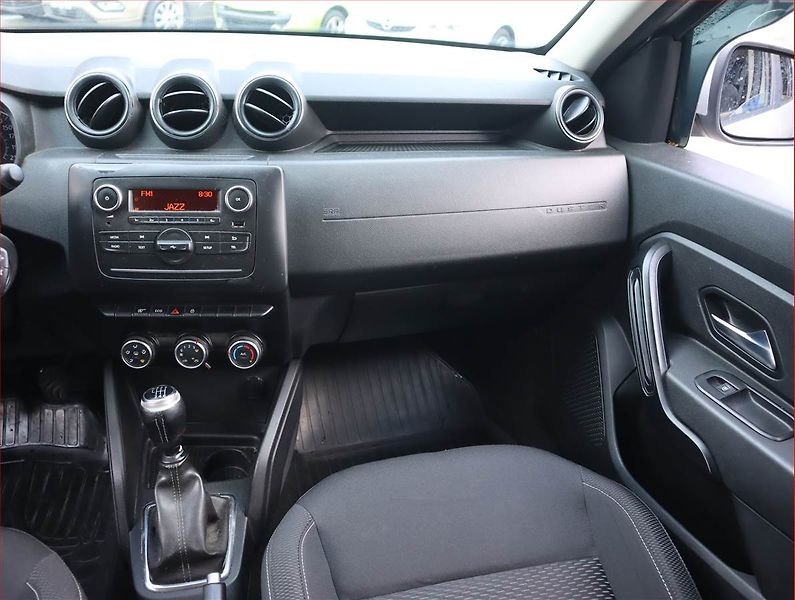 Dacia Duster (2018) 1.5 dCi, Serv.kniha, Tempomat - fotka 8 z 15