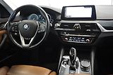 BMW Řada 5 3,0 XDRIVE AUT. - náhled 23