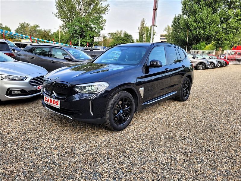 BMW iX3 0,0 80kWH,210kw,navi,kůže,led, - fotka 1 z 50