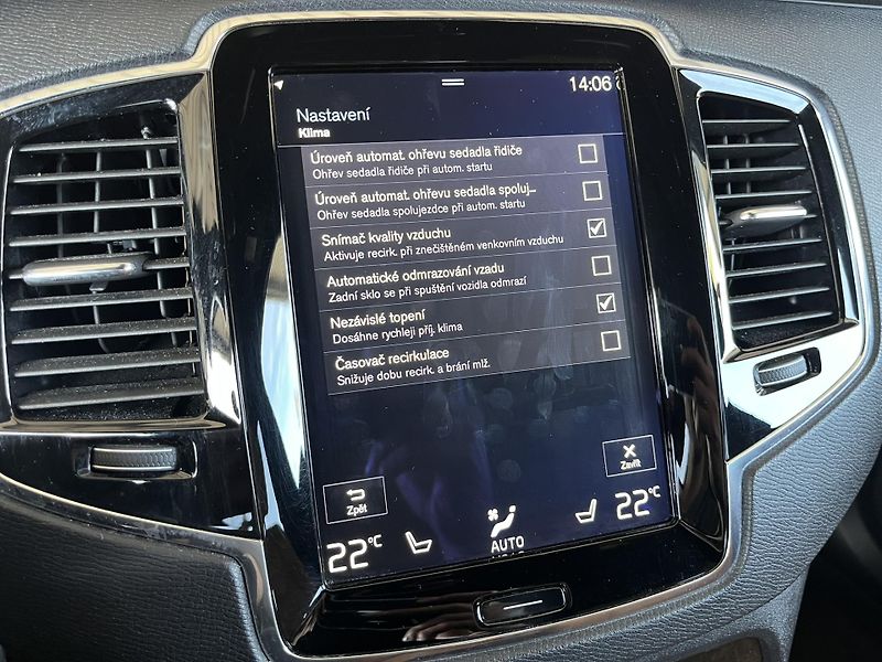 Volvo XC90 D5 AWD VENT // REZERVACE - fotka 50 z 58