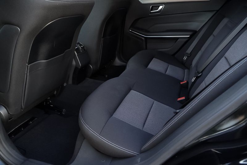 Mercedes-Benz Třídy E 200 cdi EXECUTIVE - fotka 21 z 30