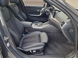 BMW Řada 3 330d Xdrive M-Sport ČR,1.Maj. - náhled 14