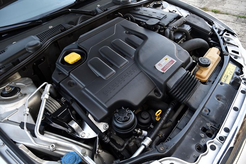 Rover 75 2.0 CDTi 96 kW, DKLIMA, ALU - fotka 38 z 40
