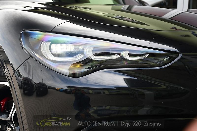 Alfa Romeo Stelvio 2.2 Diesel 16V Veloce TAŽNÉ - fotka 51 z 52