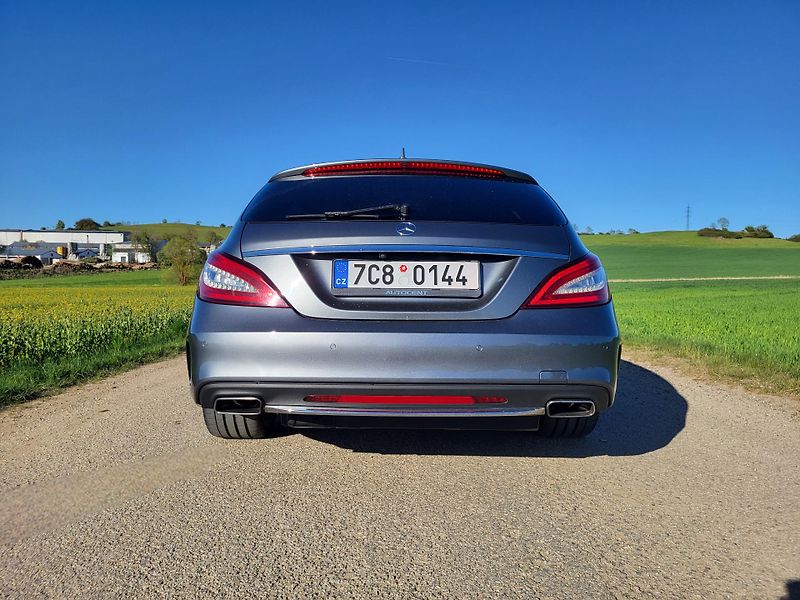 Mercedes-Benz CLS (2016) X218, Designo, AMG paket, 350D - fotka 4 z 29