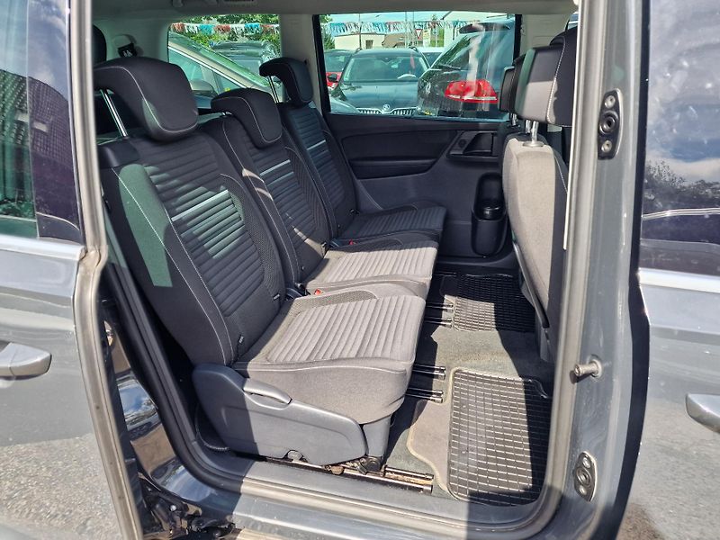Volkswagen Sharan 2,0TDI CUP 7MÍST KAMERA TAŽNÉ  - fotka 11 z 20