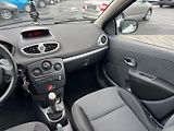 Renault Clio (2012) 1,2 55 KW Klima - náhled 15