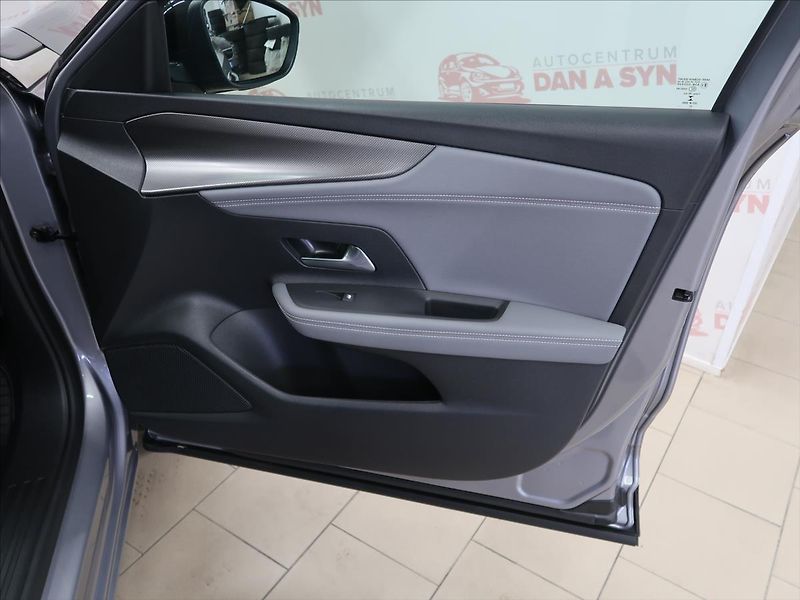 Opel Mokka 1,2 96 KW Automat zánovní - fotka 12 z 35