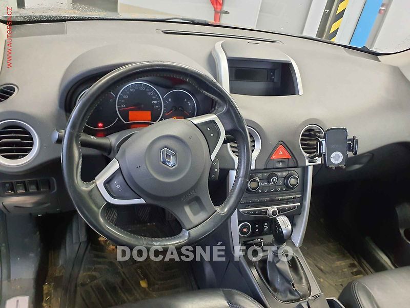 Renault Koleos (2008) 2.0DCI 4x4, xenon, panorama - fotka 3 z 3