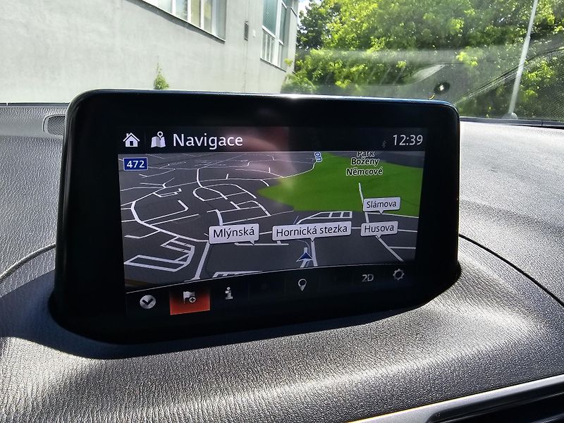 Mazda 3 (2018) 2.0i, NAVI - fotka 14 z 28