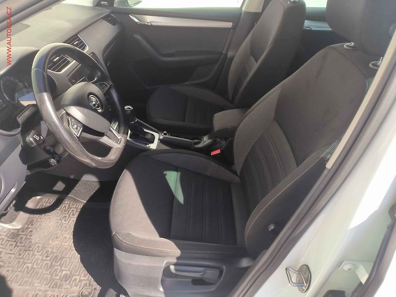 Škoda Octavia (2017) 2.0 TDi, Ambition, DSG, LED - fotka 9 z 24
