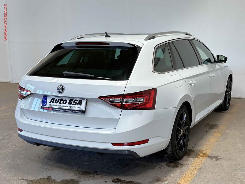 Škoda Superb (2017) 2.0TDi, DSG, webasto - fotka 4 z 17