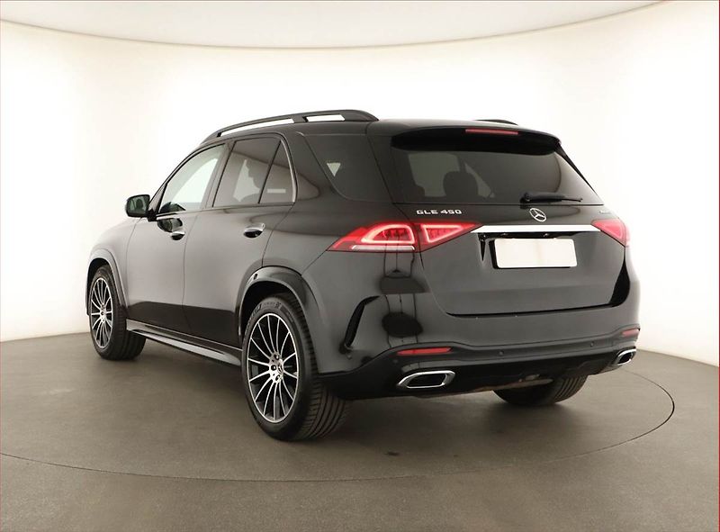 Mercedes-Benz GLE (2021) 450 - fotka 4 z 20