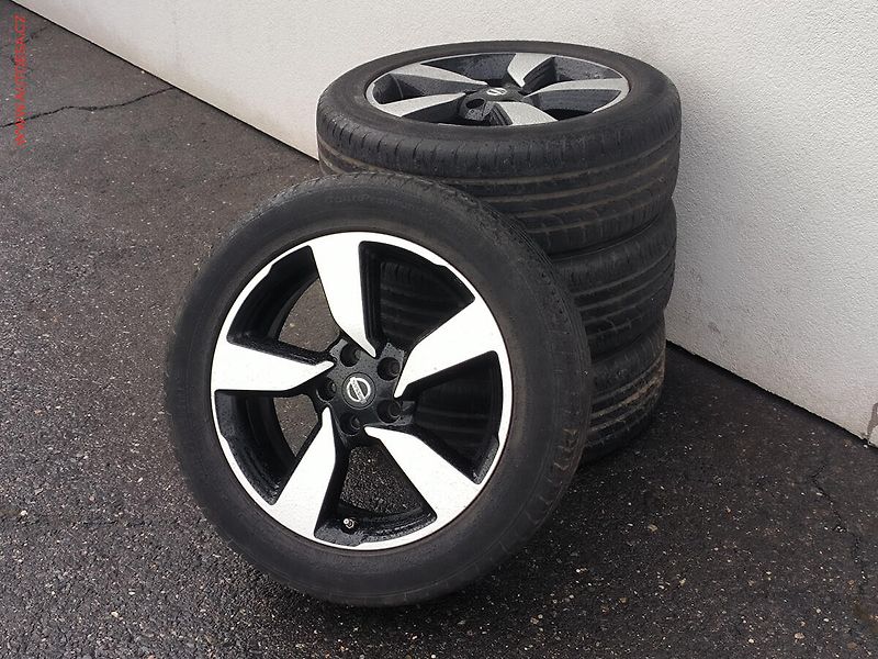 Nissan Qashqai (2015) 1.6 DiG-T, ČR, Acenta, navi - fotka 18 z 19