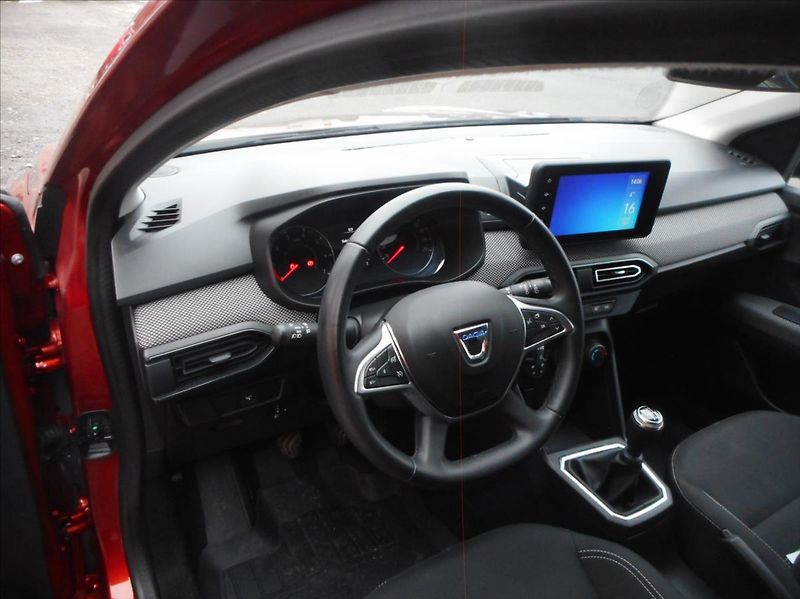 Dacia Jogger 1,0 TCe - fotka 1 z 16