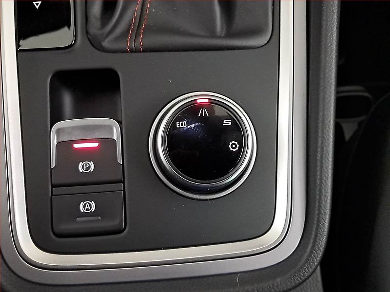 Seat Ateca (2024) 1.5 TSI - fotka 17 z 19