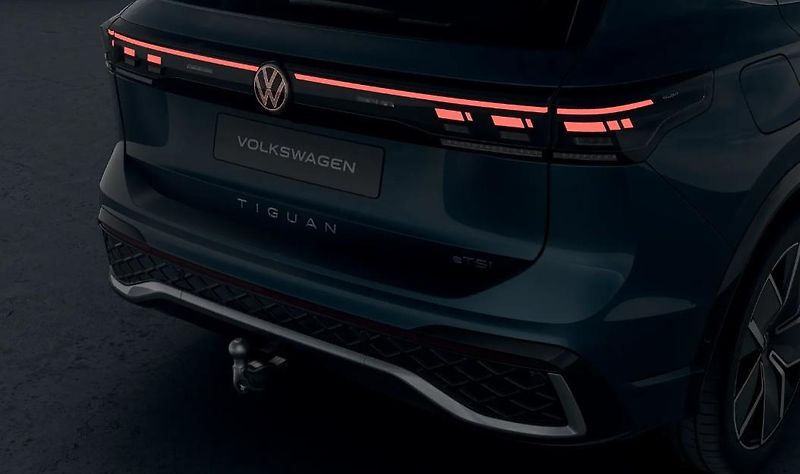 Volkswagen Tiguan R-Line People 2,0 TDI 110 kW - fotka 6 z 9