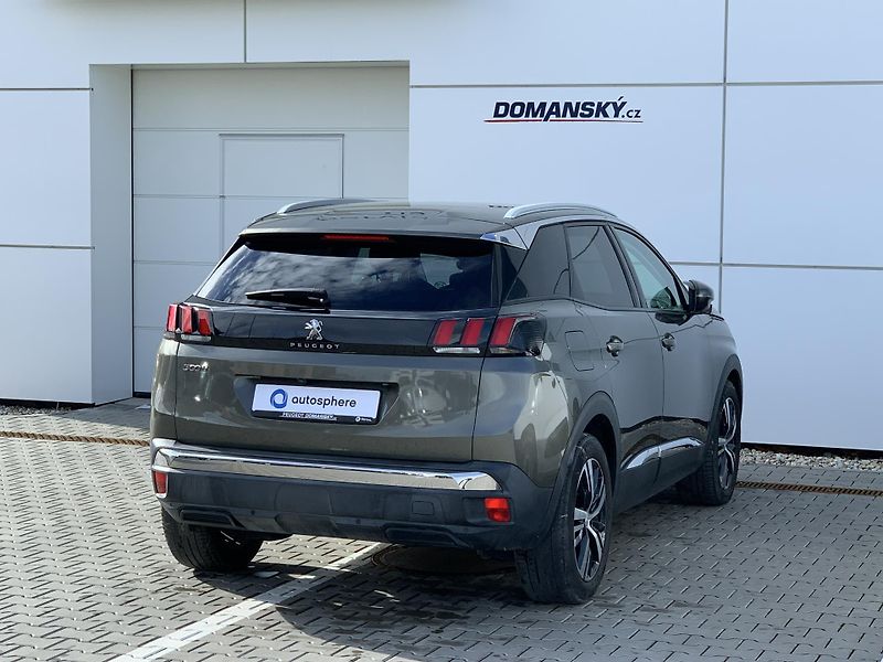 Peugeot 3008 ALLURE 2.0 BlueHDi 110kW MAN6 - fotka 3 z 20