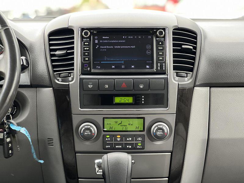 Volvo V70 2.0D D4 AUTOMAT KŮŽE KLIMA - fotka 17 z 41