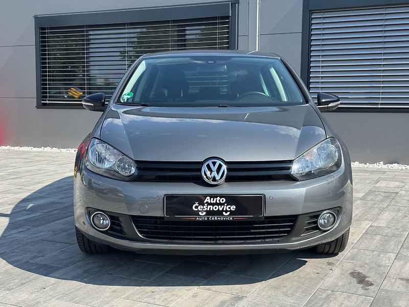 Volkswagen Golf (2012) MATCH 1.2 TSI 63kW - fotka 2 z 43