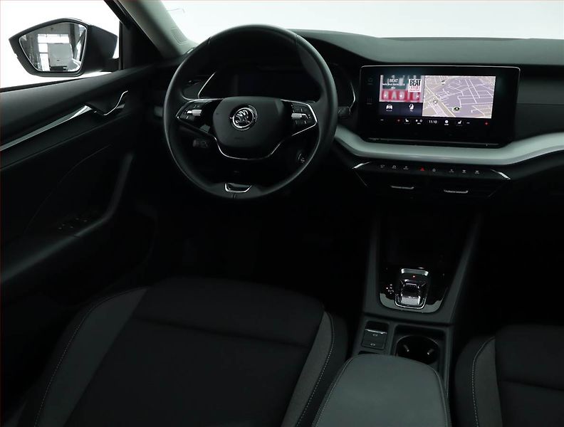 Škoda Octavia (2023) Ambition 2.0 TDI, Automat - fotka 7 z 16