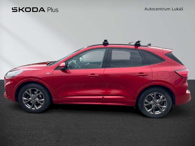 Ford Kuga (2021) - fotka 3 z 28