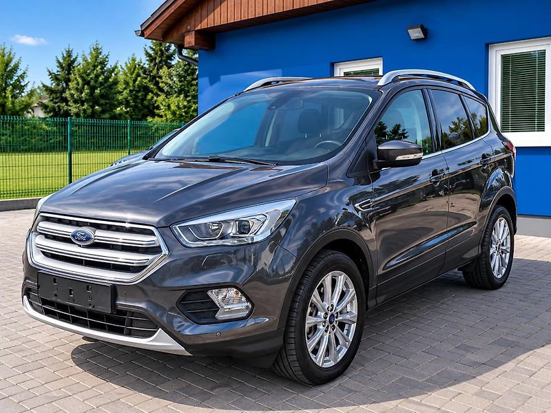 Ford Kuga (2019) 1.5  - fotka 2 z 33