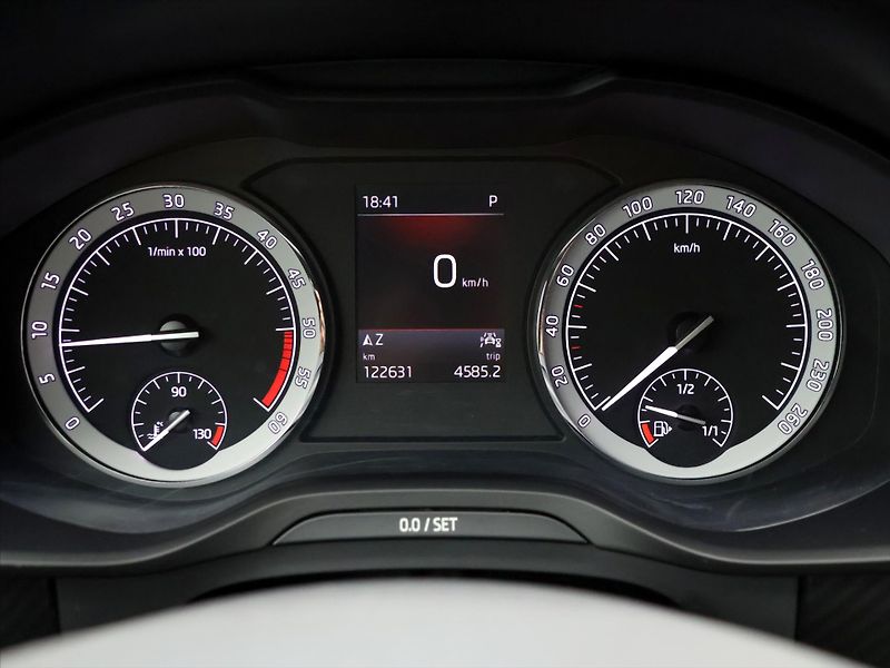 Škoda Kodiaq 2,0 TDI 140kW Sportline 4x4 DS - fotka 21 z 41