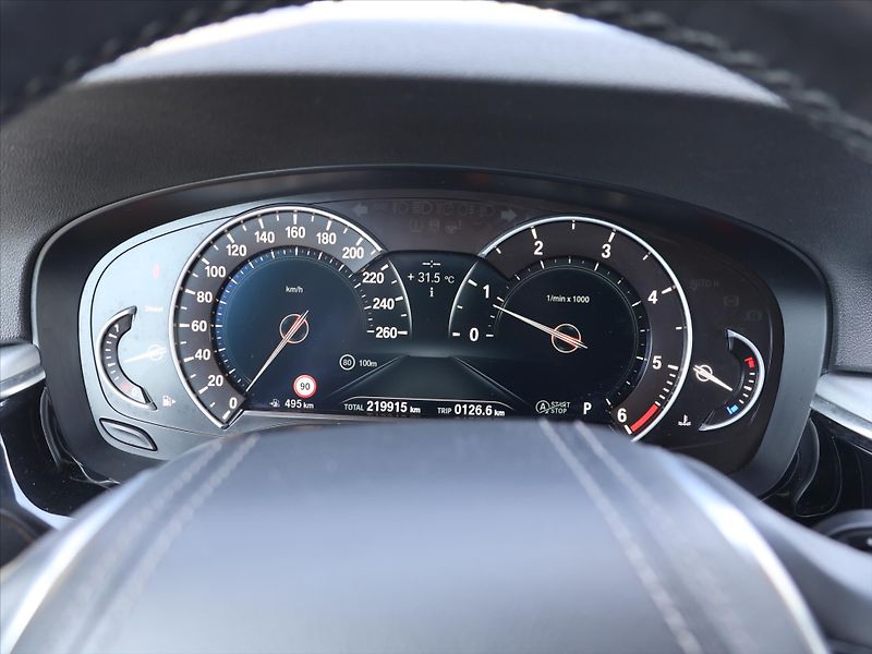 BMW Řada 5 2,0 525d 170kW Aut. Navi LED - fotka 17 z 35