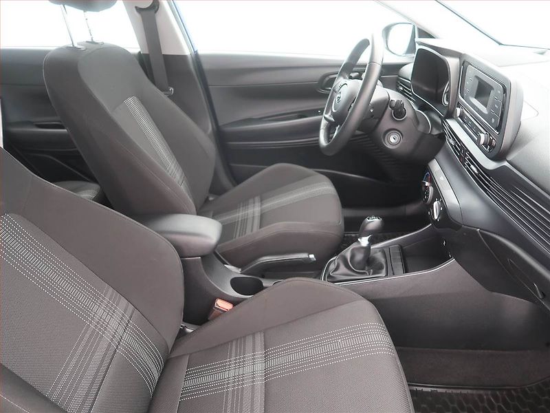 Hyundai Bayon (2022) Comfort 1.2 i, ČR,1.maj - fotka 9 z 17
