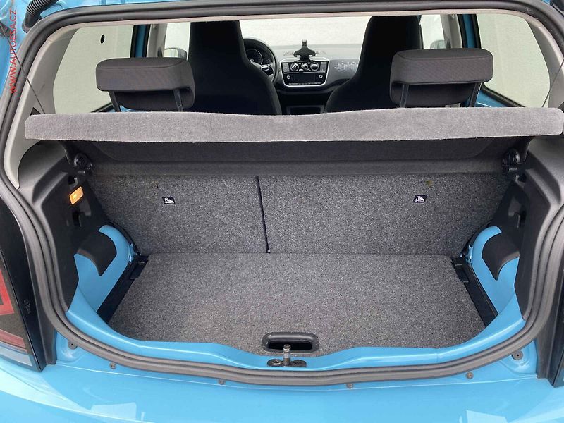 Volkswagen up! (2017) 1.0 MPi, Sound, výhřev sed - fotka 7 z 15