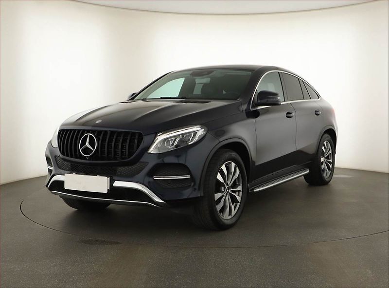 Mercedes-Benz GLE (2016) AMG line 350 d 4MATIC - fotka 2 z 20