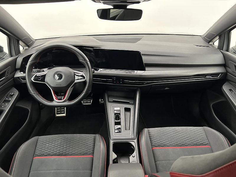Volkswagen Golf 2.0 GTI  PERFORMANCE - fotka 5 z 30