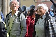 Stovka nablýskaných motocyklů a automobilů předválečné a meziválečné éry vyrazila v neděli z Horního náměstí v Přerově na spanilou jízdu regionem. Nejstarší účastnicí byla 88letá Libuše Šulcová. Vyrazila na motocyklu BSA 770 se sidecarem z roku 1928.