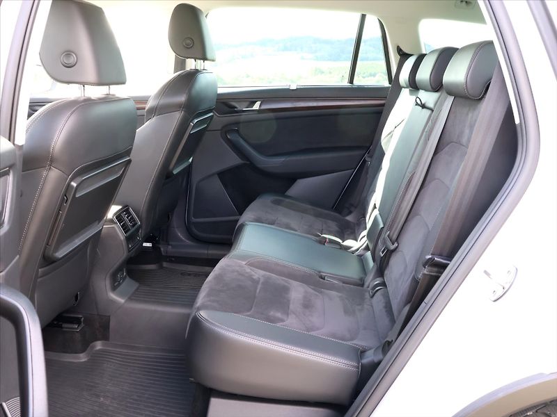 Škoda Kodiaq 2,0 TDI 147kW DSG Scout 4x4 CZ - fotka 15 z 35