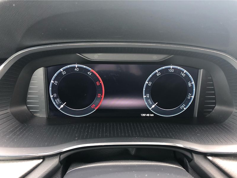 Škoda Octavia 2,0TDi 85kW AMBITION PLUS - fotka 19 z 28