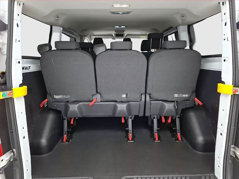 Ford Transit Custom (2013) 2.2 TDCI, Bus, 9Míst - fotka 14 z 18