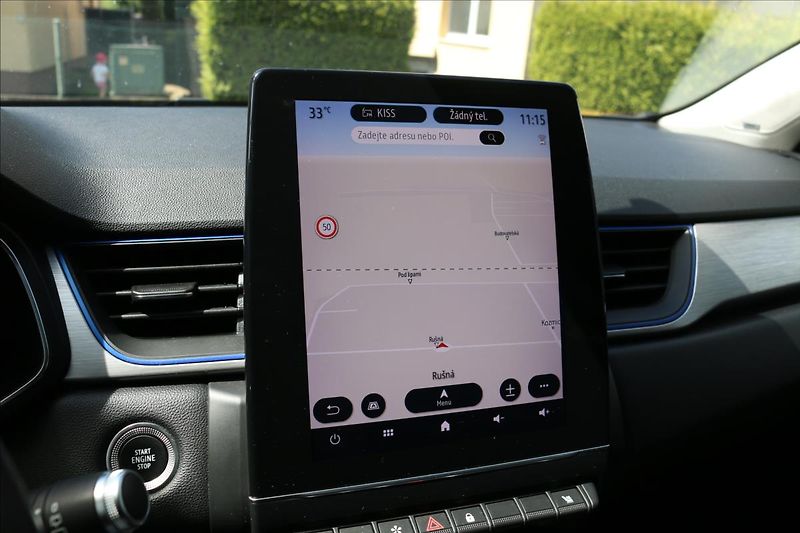 Renault Captur (2020) 1,6 Intens E-TECH Plug-in - fotka 48 z 71