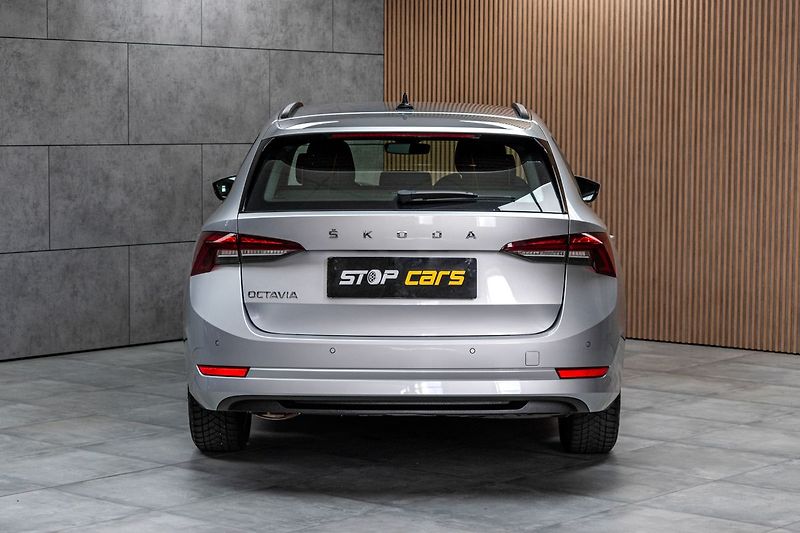 Škoda Octavia 2.0 TDI DSG*ACC*BLIS*CARPLAY* - fotka 5 z 37